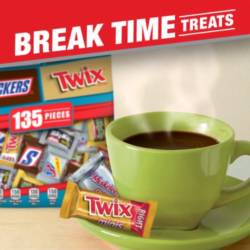 SNICKERS, TWIX, MILKY WAY & 3 MUSKETEERS Variety Pack Chocolate Candy Bar Assortment Perspective: back