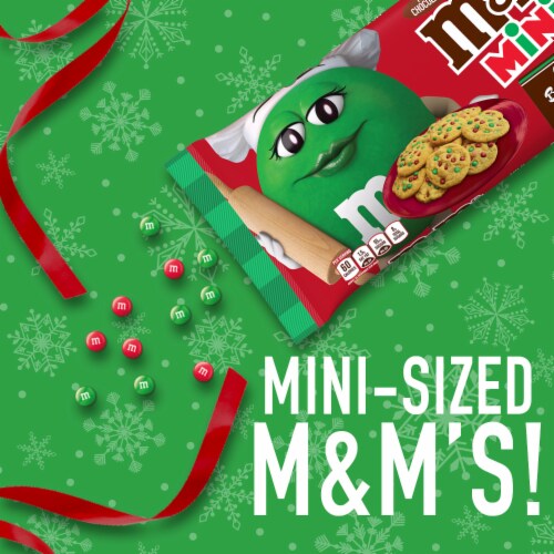 M&M'S Holiday Milk Chocolate Christmas Candy Minis Size Baking Bits Bag Perspective: back