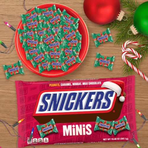 SnickersHoliday Christmas Candy Milk Chocolate Bars Minis Size Bag Perspective: back