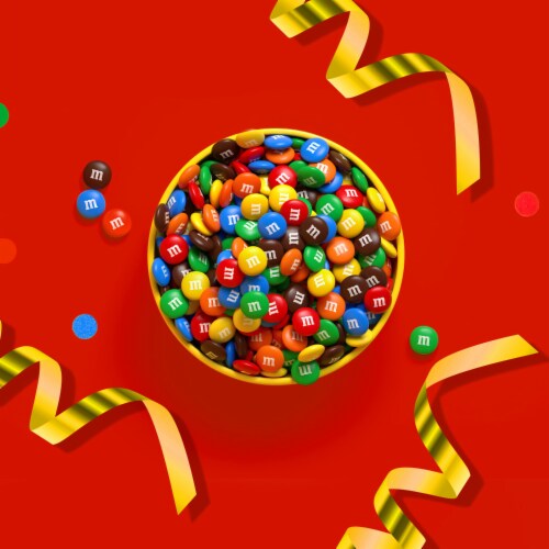 M&M'S MINIS Milk Chocolate Candy Family Size Perspective: back