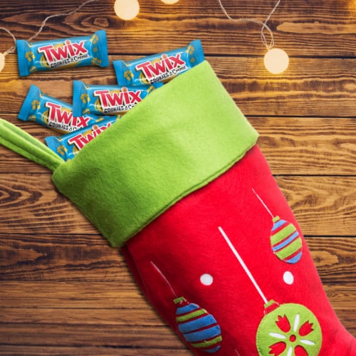Twix® Holiday Cookies & Creme Minis Chocolate Candy Bars Perspective: back