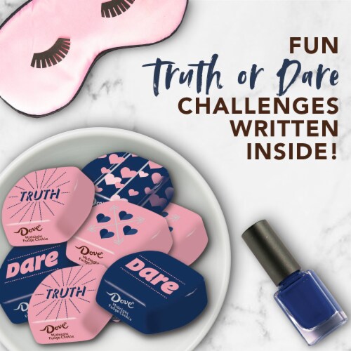 Dove Promises Midnight Fudge Cookie Dark Chocolate Valentine Candy Bag Perspective: back