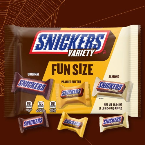 SNICKERS Almond, Peanut Butter & Original Fun Size Assorted Bulk Halloween  Candy Bar Variety Pack - 16.54oz