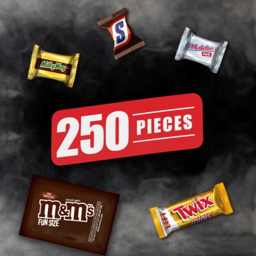 Snickers M&M'S Twix Milky Way & 3 Musketeers Assorted Chocolate Bulk Halloween Candy Perspective: back