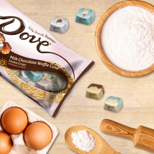 DOVE PROMISES Milk Chocolate Waffle Cone Cookie Crisps Easter Candy Bag Perspective: back