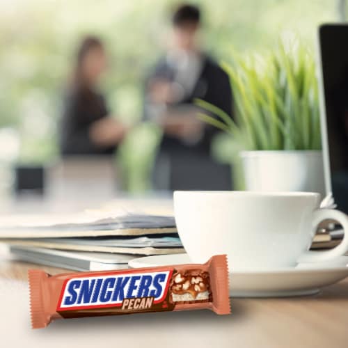 Snickers Pecan Milk Chocolate Candy Bar Perspective: back