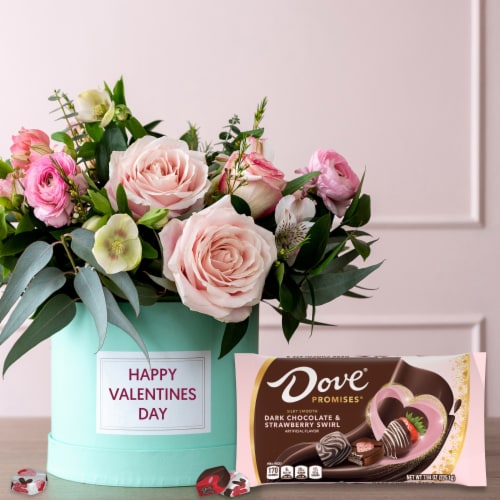 Dove Promises Dark Chocolate & Strawberry Swirl Valentine's Day Candy Bag Perspective: back