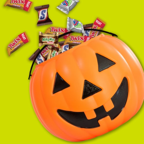 Snickers Twix Milky Way & 3 Musketeers Minis Halloween Candy Bag Perspective: back