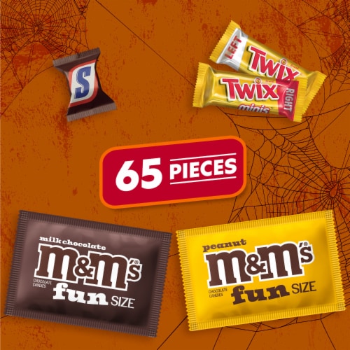 M&M'S Milk Chocolate M&M'S Peanut Snickers & Twix Halloween Candy Variety Pack Bulk Bag Perspective: back