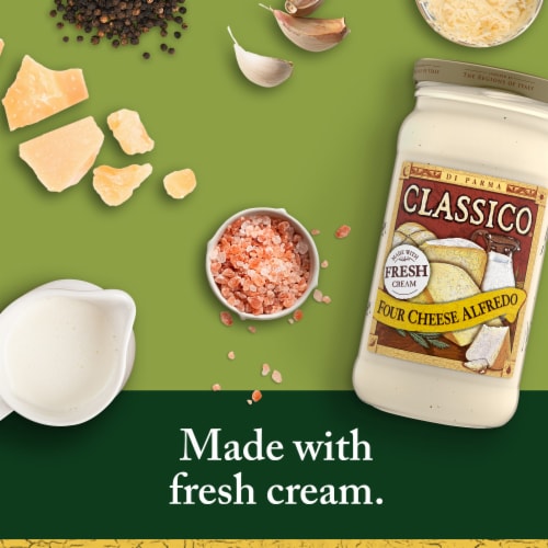 Classico Four Cheese Alfredo Spaghetti Pasta Sauce Perspective: back