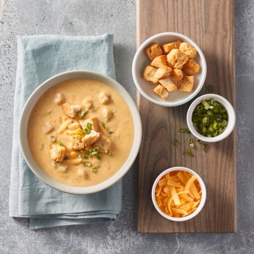 Progresso™ Traditional Gluten Free Broccoli Cheese Soup Perspective: back