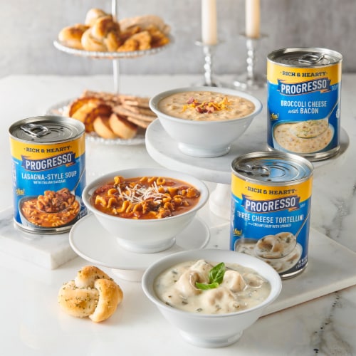 Progresso™ Rich & Hearty Three Cheese Tortellini Soup Perspective: back