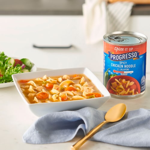 Progresso™ Spicy Chicken Noodle Soup with Jalapeno Perspective: back