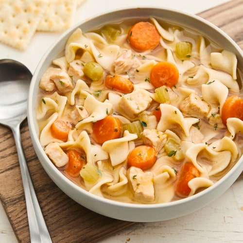 Progresso Light Chicken Noodle Soup Perspective: back