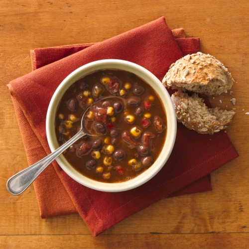 Progresso Gluten Free Reduced Sodium Southwest Style Black Bean & Vegetable Canned Soup Perspective: back