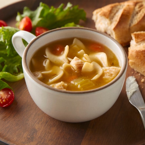 Progresso Reduced Sodium Canned Roasted Chicken Noodle Soup Perspective: back