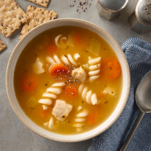 Progresso Traditional Hearty Chicken & Rotini Canned Soup Perspective: back