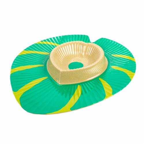 HD Designs Outdoors Leaf Shaped Chip and Dip Tray - Green Perspective: back