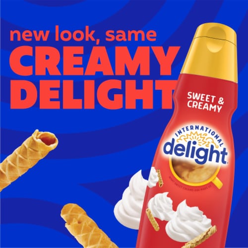 International Delight Sweet & Creamy Coffee Creamer Perspective: back