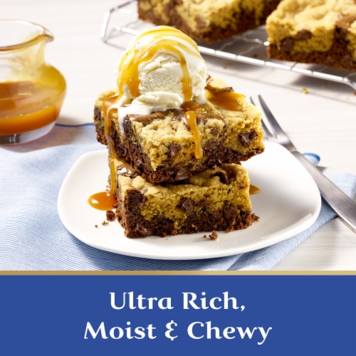 Ghirardelli® Brownie Cookie Bar Premium Brownie Mix Perspective: back