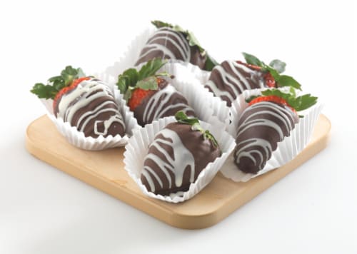 Chocolate Dipped Strawberries Perspective: back