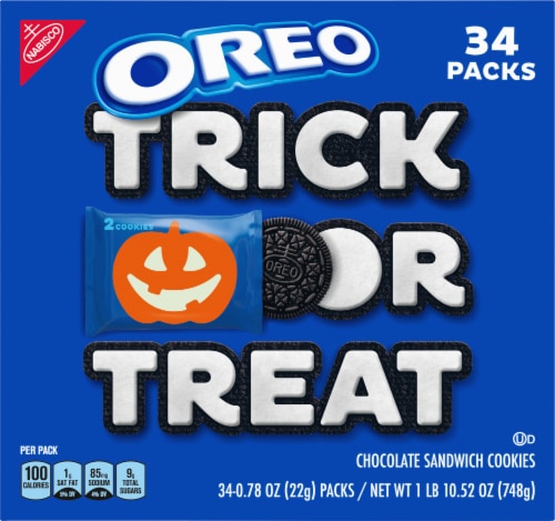 Oreo Boo! Chocolate Sandwich Cookies Perspective: back