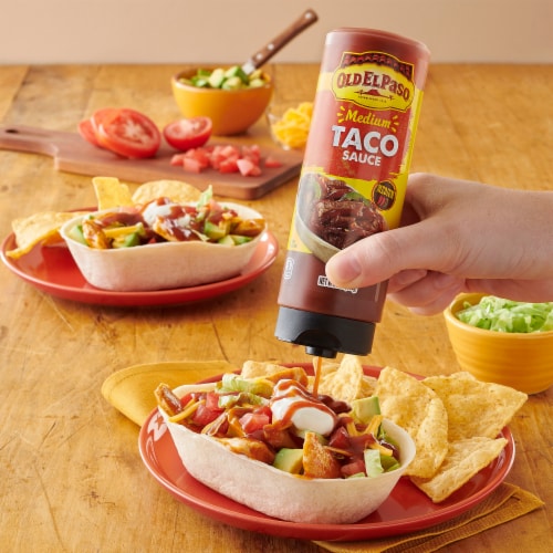 Old El Paso™ Medium Taco Sauce Perspective: back