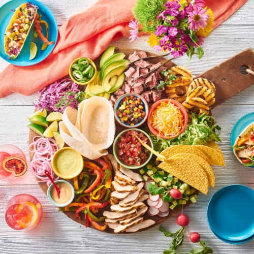 Old El Paso™ Stand 'N Stuff™ Shells & Tortilla Bowls Dinner Kit Perspective: back