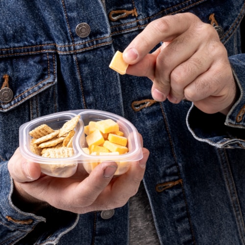Sargento® Balanced Breaks® Gouda and Sharp Cheddar Cheese with Mini Triscuit Crackers Perspective: back
