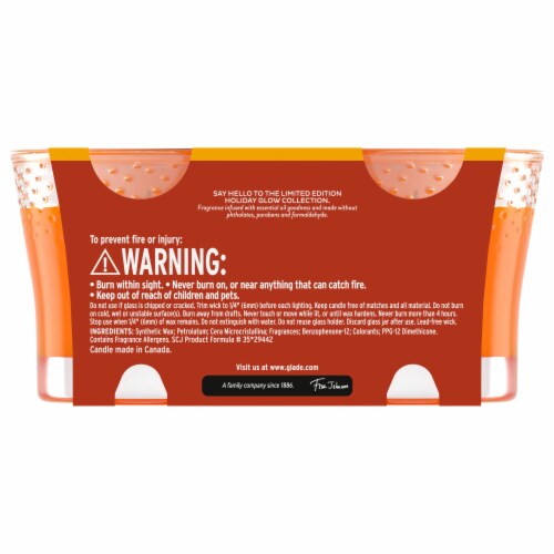 Glade Golden & Pumpkin Spice Candle Perspective: back