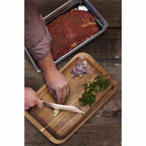 Oklahoma Joe's Blacksmith 2-in-1 BBQ Cleaver/Chef Knife Set Perspective: back