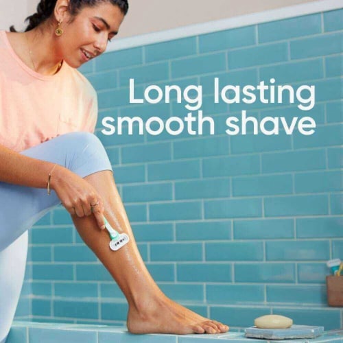 Gillette Venus Extra Smooth Sensitive Women's Disposable Razors Perspective: back