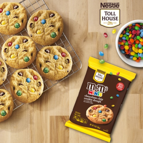 Nestle® Toll House® M&M'S® Minis Cookie Dough Perspective: back
