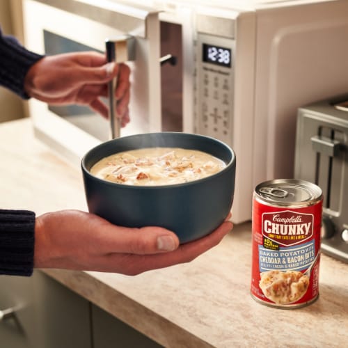 Campbell's® Chunky® Baked Potato with Cheddar & Bacon Bits Soup Perspective: back