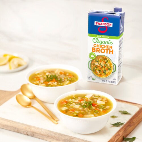 Swanson® Organic Low Sodium Chicken Broth Perspective: back