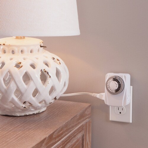 Prime® Heavy Duty 24-Hour 2-Outlet Timer Perspective: back