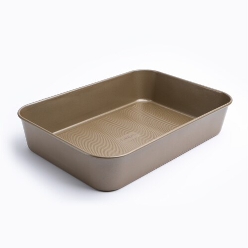 Cuisipro 15.5 x 11-Inch Rectangular Steel Nonstick Roasting Pan Perspective: back
