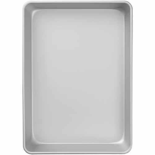 Performance Cake Pan-Sheet Perspective: back