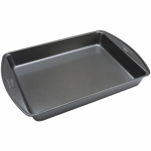 Wilton Perfect Results Nonstick Lasagna Pan - Black Perspective: back