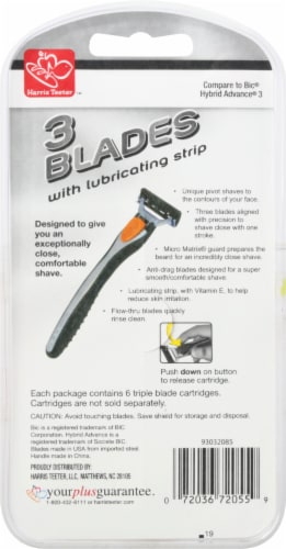 Harris Teeter™ Three Blade Men's Disposable Shaving Kit Perspective: back