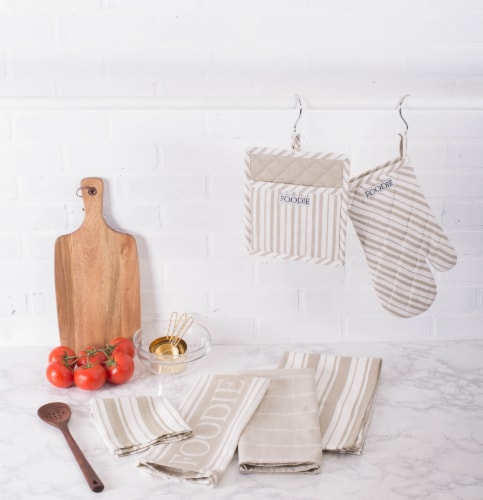 Design Imports Medium Grey Wire Wall Basket - Set of 2 Perspective: back