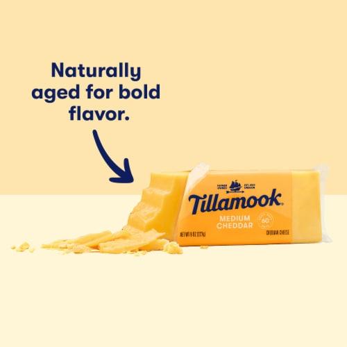 Tillamook Naturally Aged Medium Cheddar Cheese Block Perspective: back