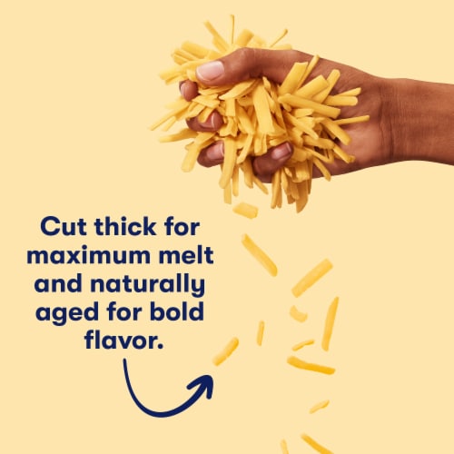Tillamook Farmstyle Thick Cut Sharp Cheddar Shredded Cheese Perspective: back