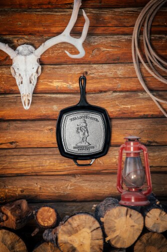 Lodge Yellowstone Square Cowboy Grill Seasoned Cast Iron Perspective: back
