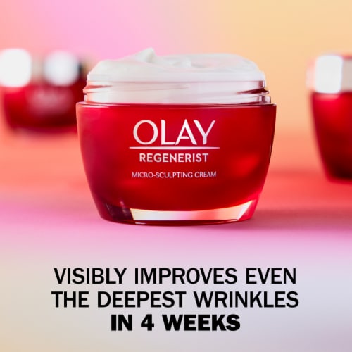 Olay Regenerist Face Wash and Moisturizer Duo Pack Perspective: back