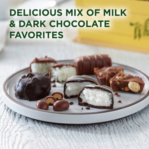 WHITMAN'S SAMPLER Christmas Assorted Milk & Dark Chocolate Sampler Gift Box Perspective: back