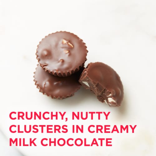 RUSSELL STOVER Valentine's Day Milk Chocolate Covered Nuts Fabric Heart Candy Gift Box Perspective: back