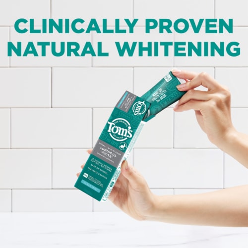 Tom's of Maine Natural Luminous White Toothpaste with Fluoride Clean Mint Perspective: back