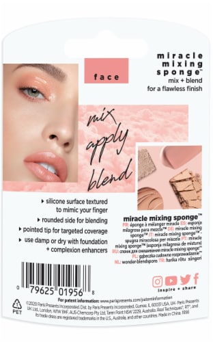 Real Techniques® Miracle Mixing Sponge Perspective: back