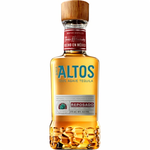 Olmeca Altos Tequila Reposado Perspective: back